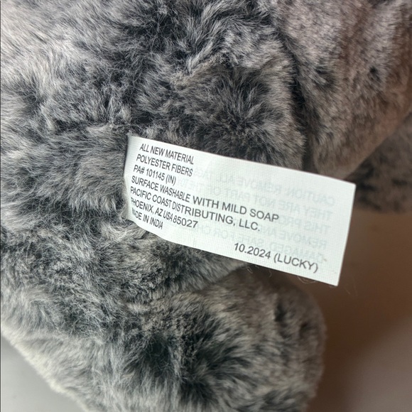 Petsmart Plush Dog Squeaker Toy Grey and Pink Lucky Bear - Picture 7 of 7